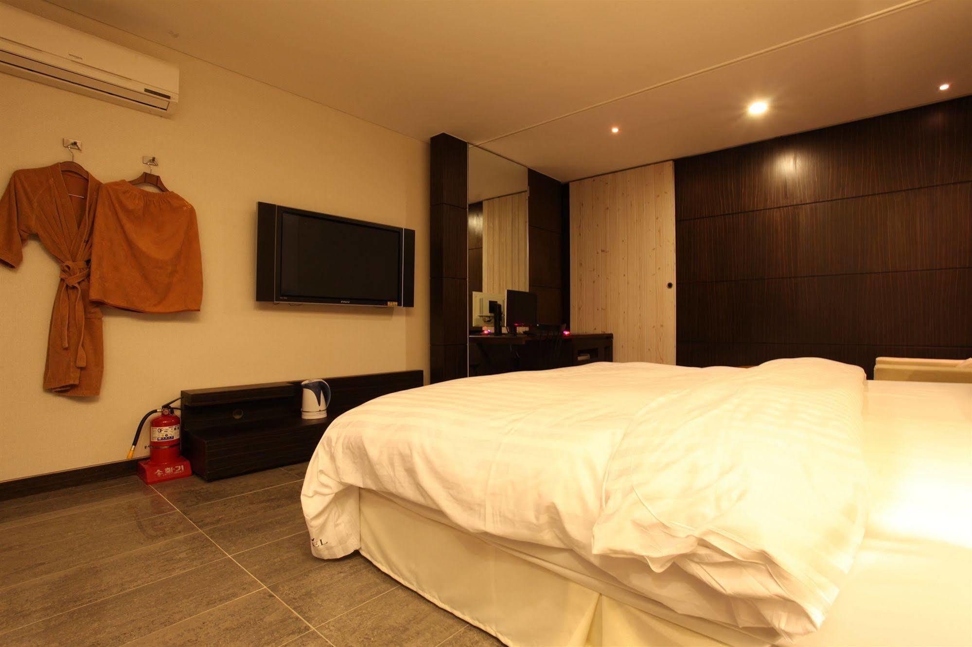 Yeongdeungpo Lifestyle F Hotel Soul Exteriér fotografie